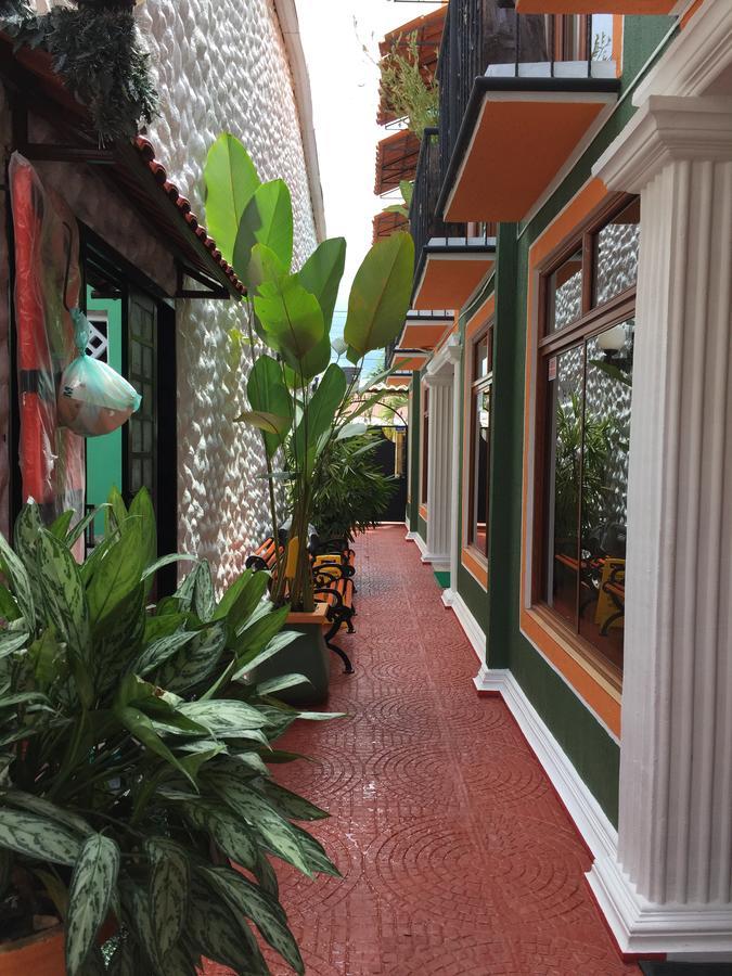 Apartahotel Tierras Amazonicas เลติเซีย ภายนอก รูปภาพ